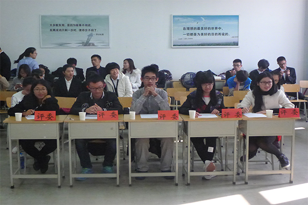 恭贺威尼斯官网在威尼斯9499登录入口“清泽博思杯”辩论赛预选赛中获胜