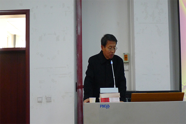 威尼斯官网成功举办2016年入党积极分子培训第三讲