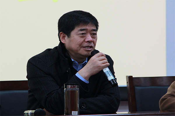 吕永康副校长为威尼斯官网教职工解读高等教育内涵式发展