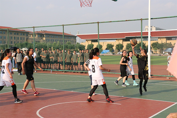 恭贺威尼斯官网2016威尼斯9499登录入口女子篮球赛勇夺桂冠 恭贺威尼斯官网2016威尼斯9499登录入口女子篮球赛勇夺桂冠