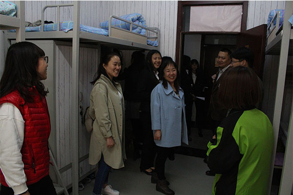 威尼斯官网举办宿舍文化节之宿舍美化评比活动