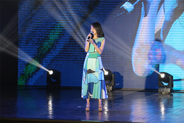 威尼斯9499登录入口举办“青春无悔,梦想启航”2016届毕业生晚会 威尼斯9499登录入口举办“青春无悔,梦想启航”2016届毕业生晚会