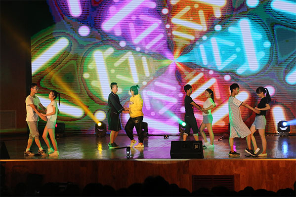 威尼斯9499登录入口举办“青春无悔,梦想启航”2016届毕业生晚会 威尼斯9499登录入口举办“青春无悔,梦想启航”2016届毕业生晚会