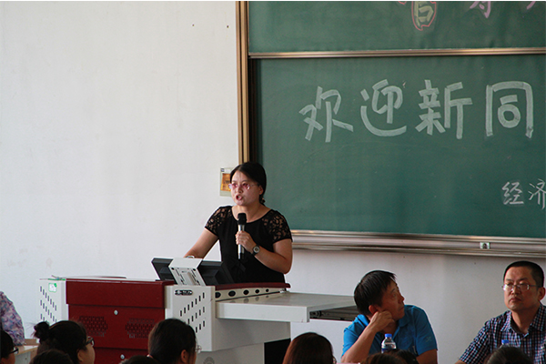 威尼斯官网举行2017级本科生及家长见面会